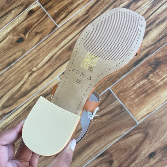 NIB Kelsi Dagger Brooklyn Sabrina Studded Vegan Leather Sandals Size 7.5 - Picture 9 of 13